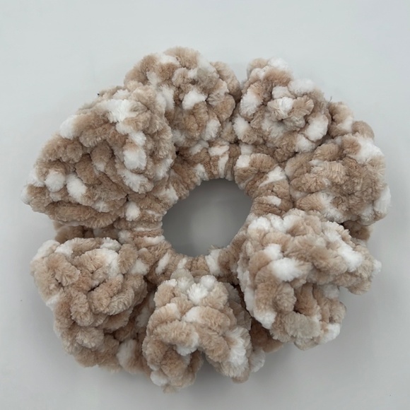 Wholesale 10 Oversized Scrunchies Hair Ties Crochet Handmade Mystery Colors - Picture 6 of 16